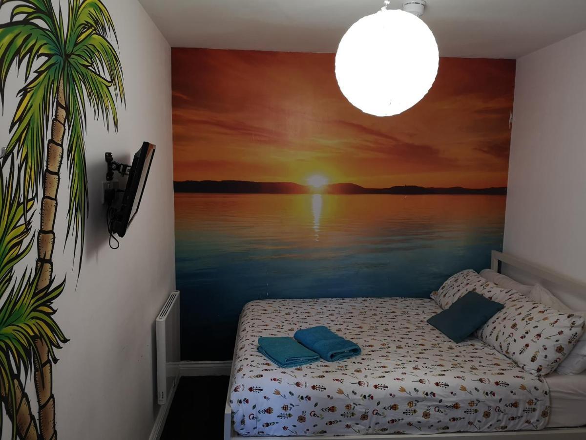 Igloo Hybrid Hostel Нотингам Екстериор снимка
